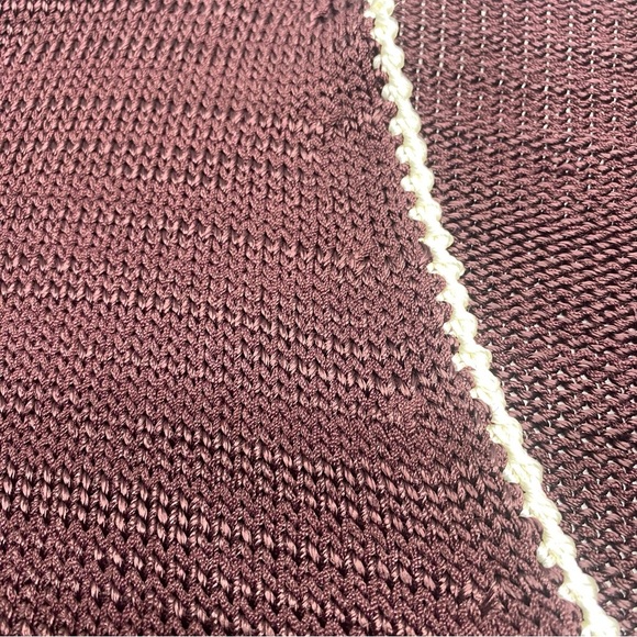 Reiss Women’s Burgundy V-Neck Sweater with white trim XL shoulder pads - Picture 4 of 15